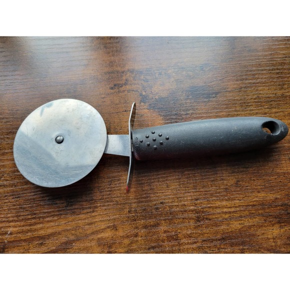 Chefmate Pizza Cutter - Pizza Wheel - Slicer - Black Handle Stainless Steel USA - Picture 3 of 4